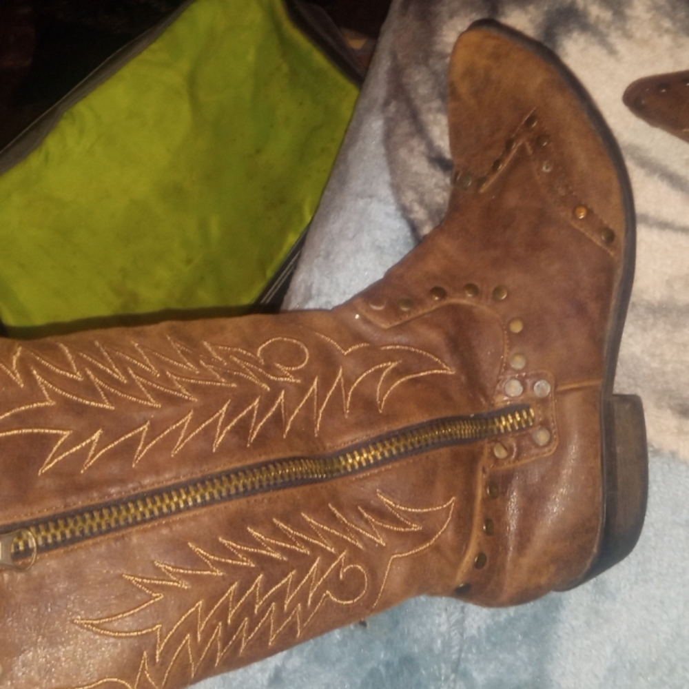 Coconuts Western style slip on boots